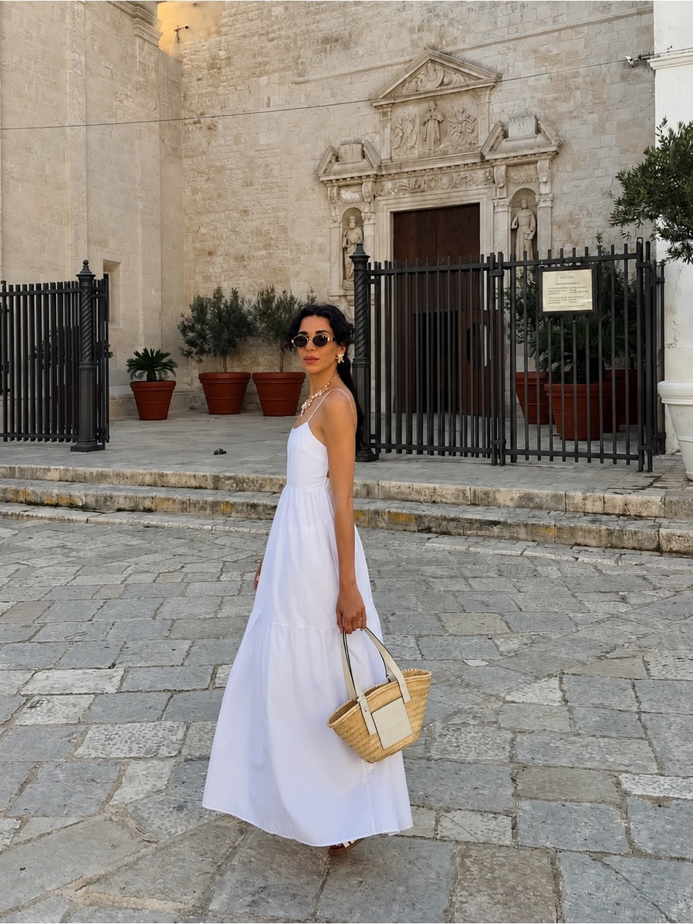 Commense - White Solid Backless Long Dress